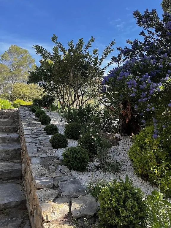 Charming, Chic, Secluded Villa Within Walking Distance From Lorgues